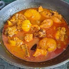 A picture of Champaran chicken.