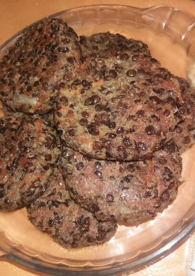Una foto de Hamburguesas de lentejas (vegetarianas)