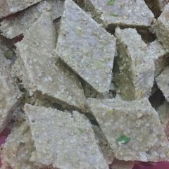 A picture of Sesame peanut chikki.