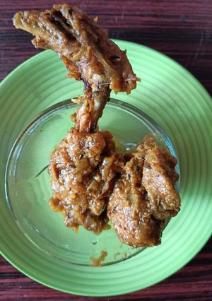 চিকেন কষা(Chicken kosha recipe in Bengali) রেসিপির প্রধান ছবি