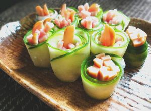 รูปของ ซูกินีสลัดโรล salad roll