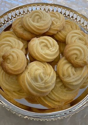 A picture of Butter cookies.