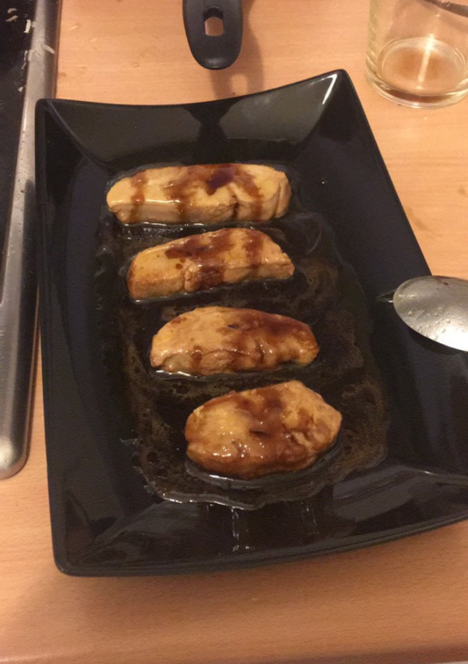 Una foto de Aperitivo de Foie de Pato al Pedro Ximénez
