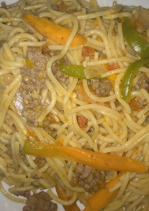 A picture of Mince meat spaghetti.