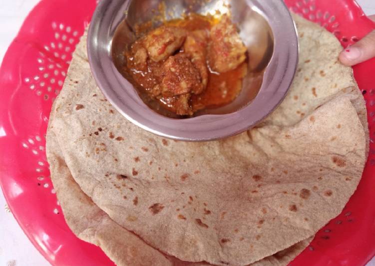 Simple Way to Prepare Homemade Roti with chicken salan