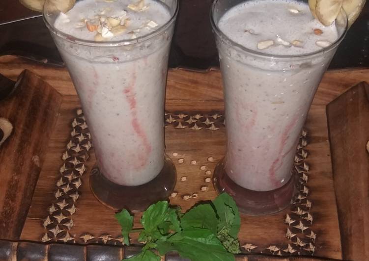 Recipe of Perfect Oats banana smoothie in coconut milk