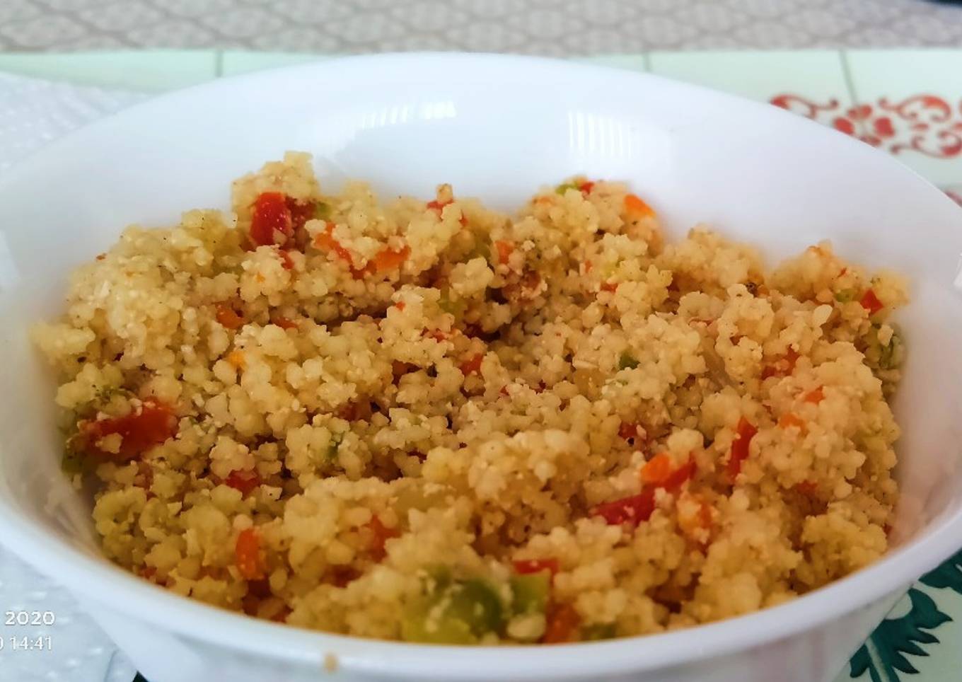 Cuscús con verduras y tofu