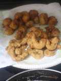 Patatas y gambas rebozadas