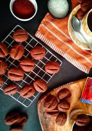 A picture of Coffee Bean Cookies.