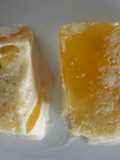 Postre carlota con baño de maracuyá
