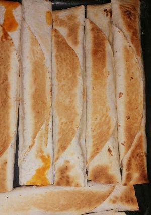 صورة لوصفة صاج شاورما دجاج بالفرن 🥖