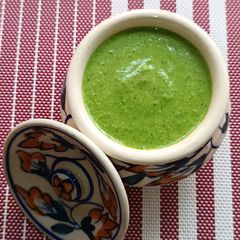 A picture of Sandwich Chutney (Green).