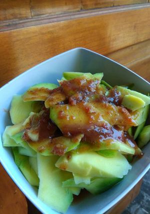 Foto resep Rujak terasi khas lombok