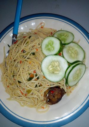 A picture of Jollof spaghetti.