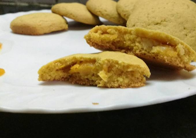 Stuffed mango cookies Recipe