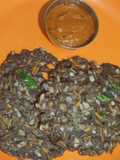 சத்தான ராகி ரொட்டி (Raagi rotti recipe in tamil)