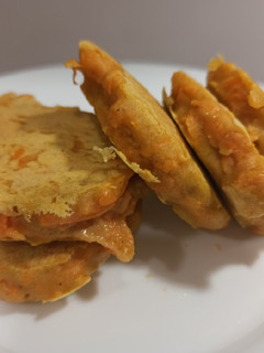 Una foto de Pancakes / tortitas de zanahoria y avena (BLW) (4 ingredientes)