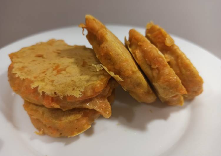Pancakes / tortitas de zanahoria y avena (BLW) (4 ingredientes)