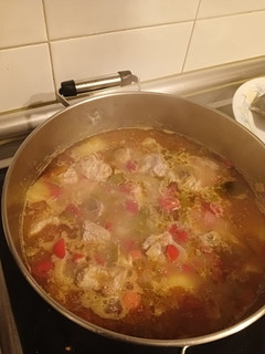 Una foto de Guiso de patatas con costillas de cerdo