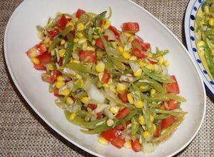 Una foto de Ensalada de porotos verdes con choclo