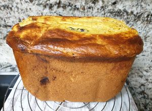 Foto principal de Brioche de espelta y queso con naranja, ciruela y jengibre (en panificadora)