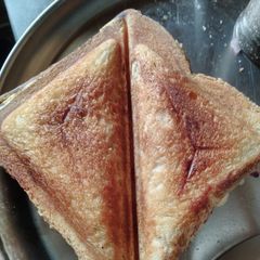A picture of Vegetable sandwich.