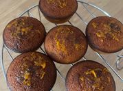 Una foto de cupcake de naranjas