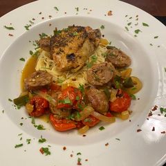 A picture of Chicken Scarpariello.