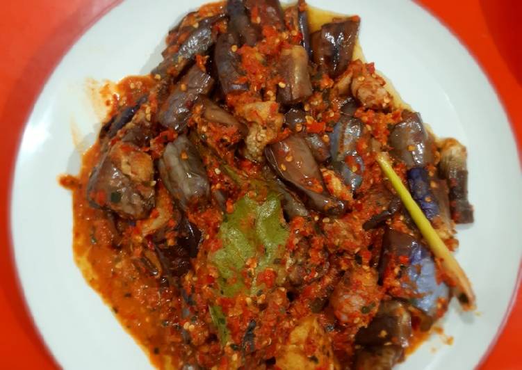 Cara Gampang Menyiapkan Terong Balado Vegetarian, Bikin Ngiler