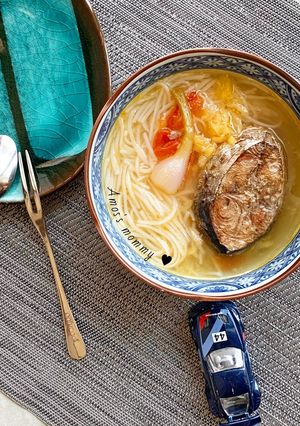 Hình của món Cá ngừ (bún cá ngừ).