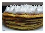 Una foto de masa de rogel