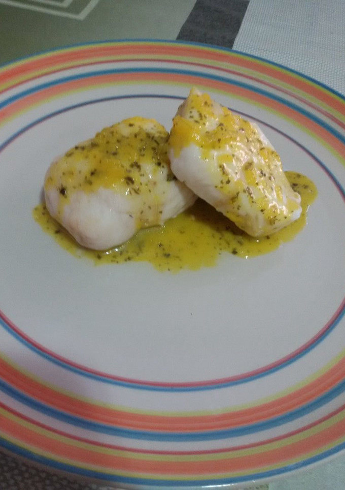 Una foto de Merluza con salsa bercy con thermomix