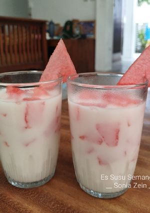 Foto resep Es Susu Semangka