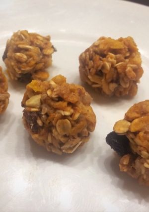 Una foto de Galletas de granola y almendra sin horno! snack saludable