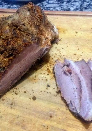 Una foto de Pastrami casero