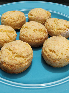 Una foto de Scones de queso 🧀🧀 sin TACC