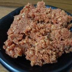 A picture of Gajar ka halwa in pressure cooker.
