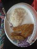 Breaded fish with rice and cauliflower