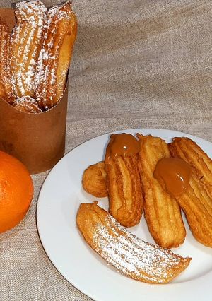 Una foto de Churros 😋 con un toque de sabor a naranja