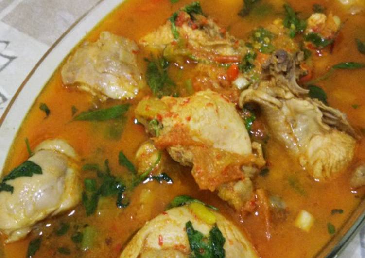 Cara Gampang Menyiapkan Ayam woku khas Manado yang Lezat