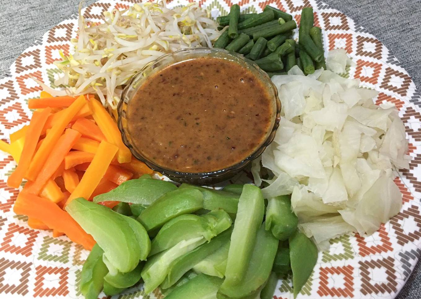 Gado-Gado Sayuran Sehat & Simple