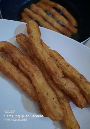 Foto resep Cemilan sehat Anak Churros kentang keju ala2