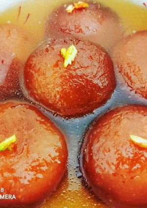 ইনস্ট্যান্ট গুলাব জামুন(Instant Gulab Jamun Recipe in Bengali) রেসিপির প্রধান ছবি
