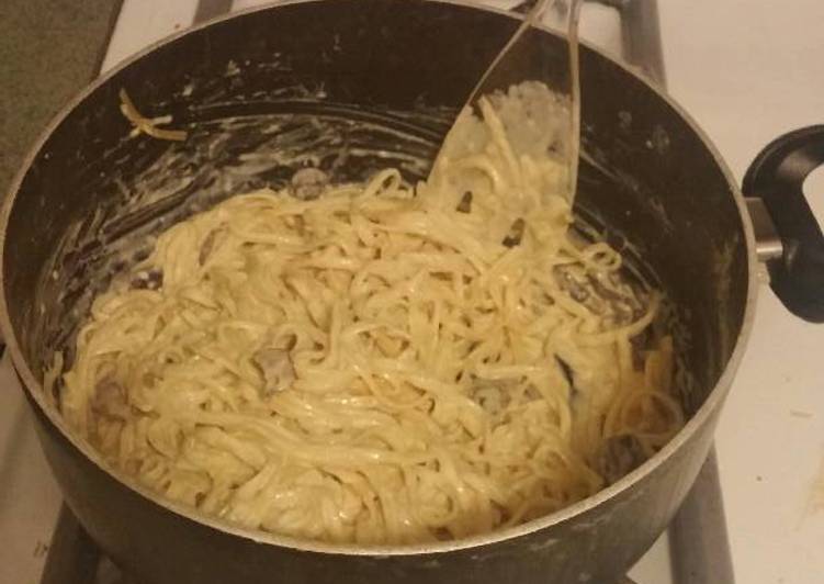 Simple Way to Make Quick Fat AF Alfredo