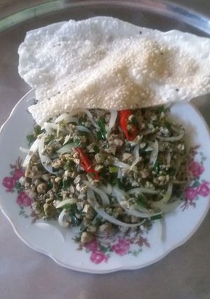 Hình của món Hến xào xúc bánh tráng.