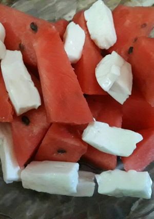 صورة لوصفة بطيخ وجبنه بلديه