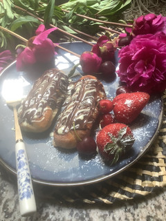 Une photo de 🥖Petits pain 🧈🍒au lait 🥛perdus🍫