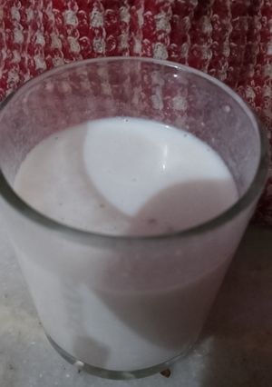 चीकू शेक(chiku shake recipe in hindi) रेसिपी मुख्य फोटो
