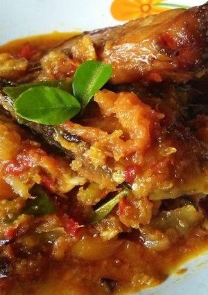 Foto resep Ikan Asap Sambal Pedas Manis (Resep Rumahan Ala Restoran)