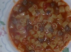 Foto principal de Guisito, de, dedalitos, con carne, bien, rico and